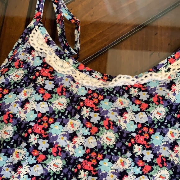 Forever 21 floral dress - Picture 3 of 7